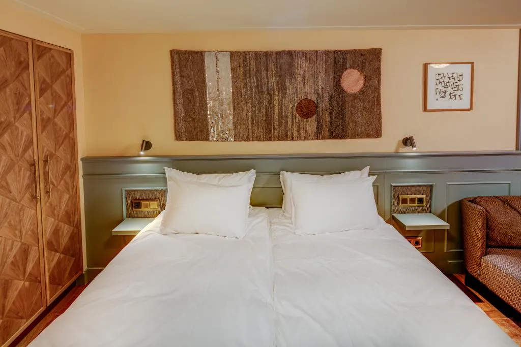 TWIN DELUXE Room, Hotel Mercier, Amsterdam
