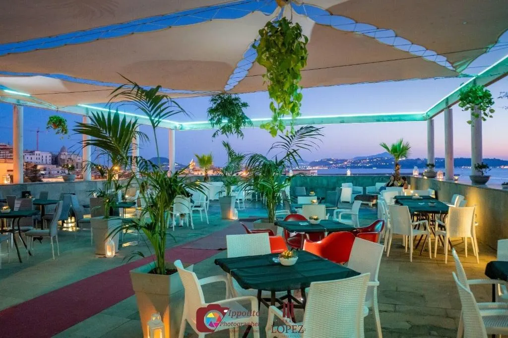 Sports and Entertainment, Hotel Neronensis, Naples