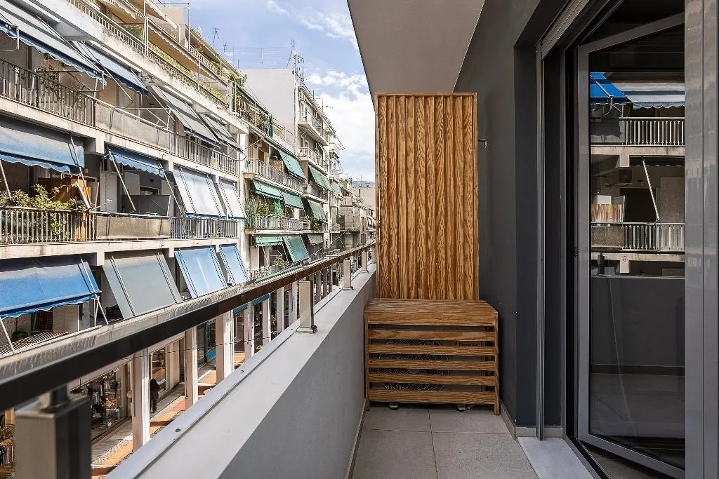 TRIPLE WITH BALCONY Room, Omnia Pagrati Apartments, Athens
