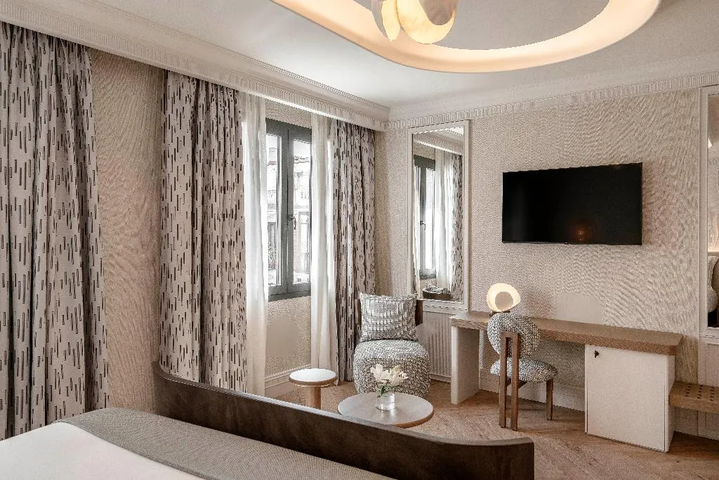 DOUBLE SUPERIOR Room, Vincci Madrid Centrum, Madrid