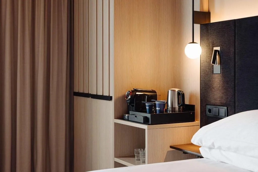 Room, DoubleTree by Hilton Amsterdam Centraal Station, Amsterdam