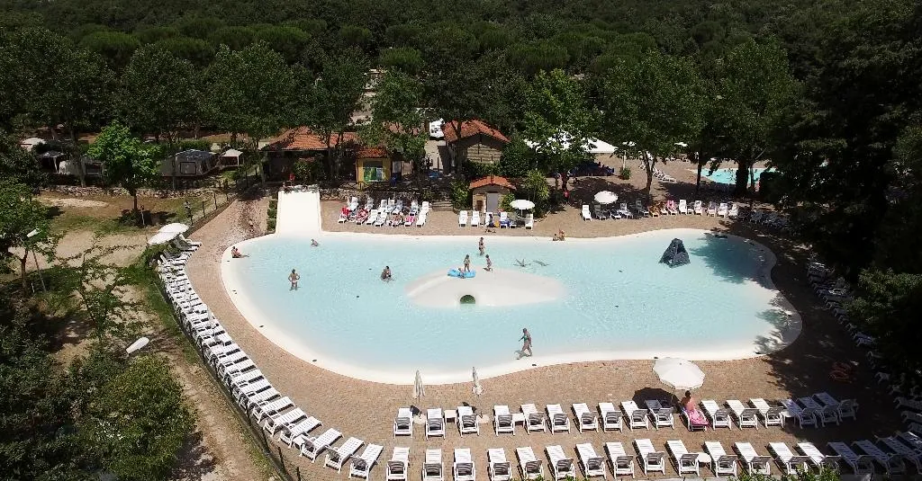 Pool, hu I Pini Village, Rome