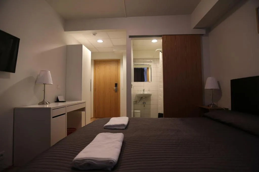 Room, 100 Iceland Hotel, Reykjavik
