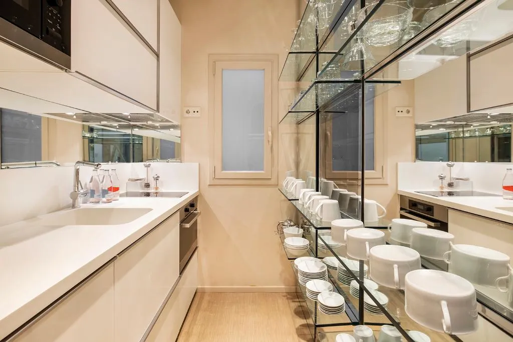 SUITE TWO BEDROOMS WITH TERRACE Room, El Palauet Modernist Suites, Barcelona