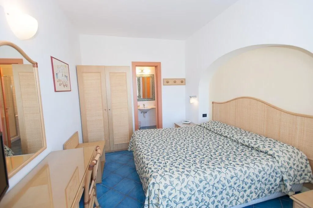 Room, Poggio Aragosta Hotel & Spa, Naples