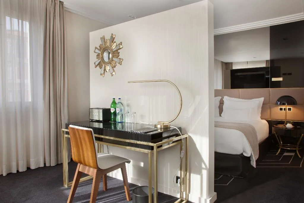 SUITE CLASSIC Room, Altis Avenida, member Preferred Hotels & Resorts, Lisbon