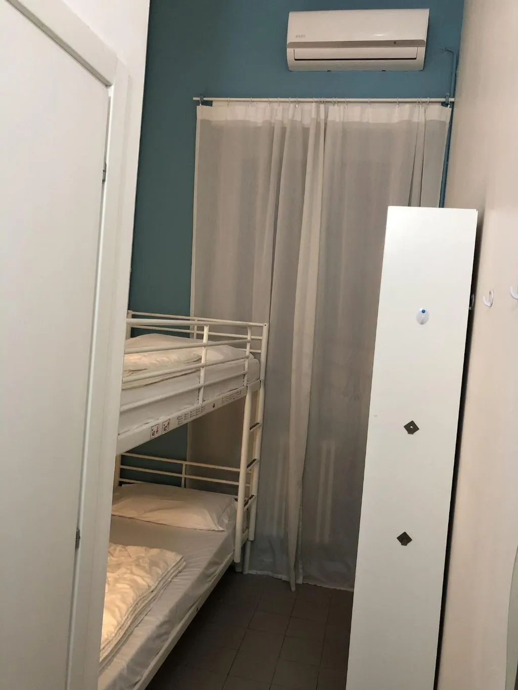 Room, Queen Hostel, Milan