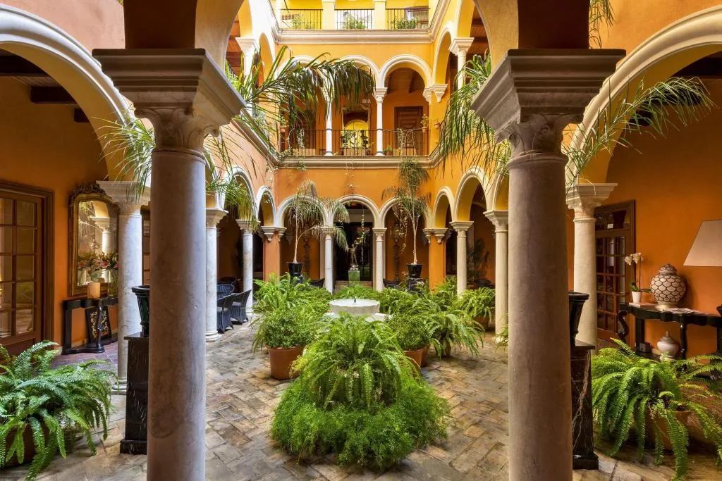 Terrace, Hotel Casa Del Poeta, Seville
