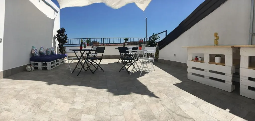 General view, Na Bona Nuttata, Naples