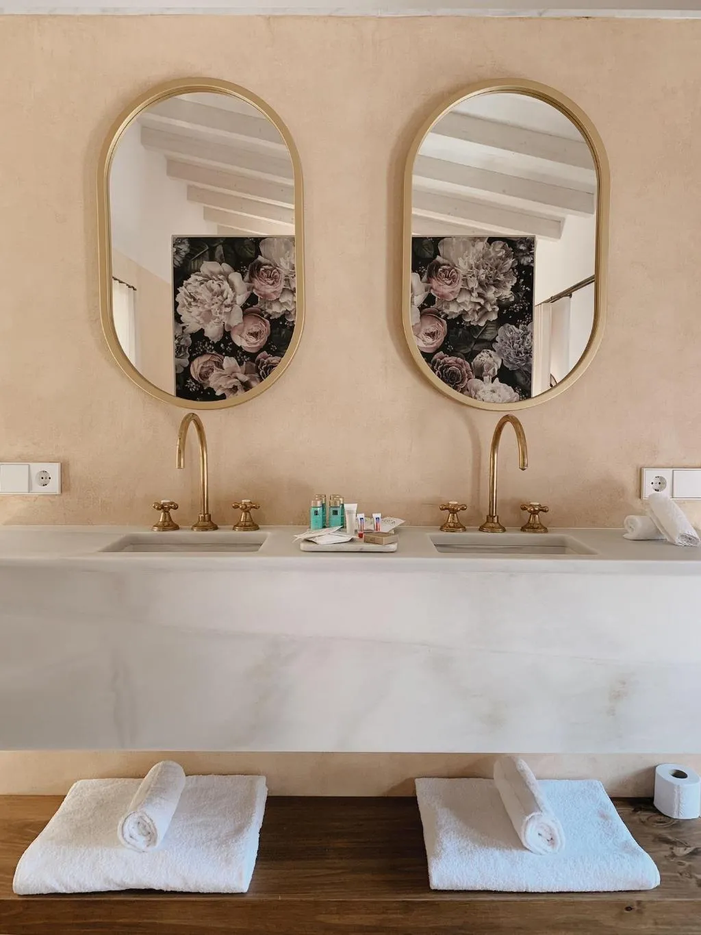 Room, Palau Macelli, Costa Brava