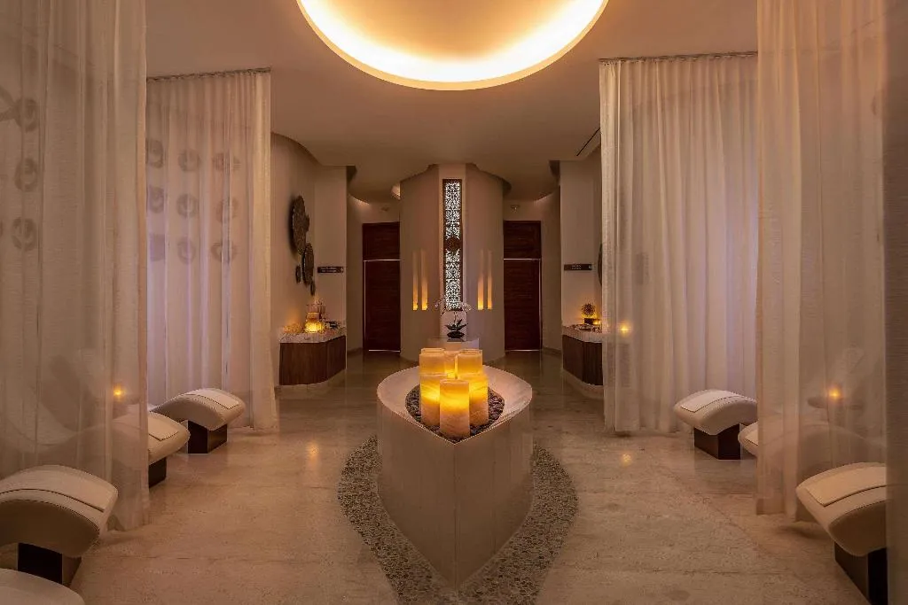 Sports and Entertainment, Le Blanc Spa Resort All inclusive - Adults Only, Cancun Area