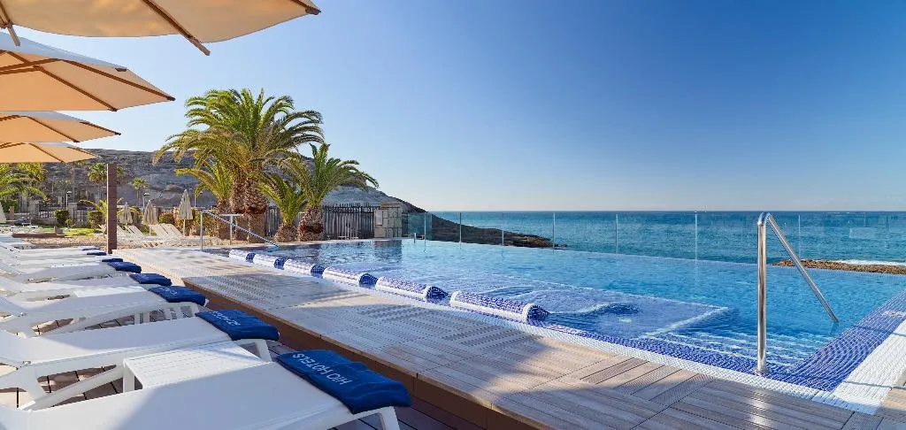Pool, H10 Costa Adeje Palace, Tenerife