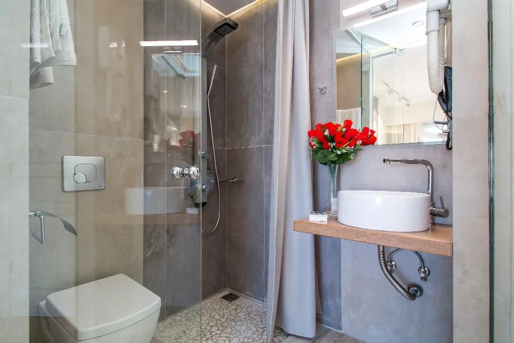 Double or Twin DELUXE SEA VIEW Room, Lido Star, Rhodes