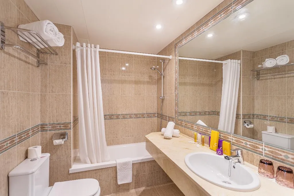 SUITE SUPERIOR Room, FERGUS Style Cala Blanca Suites, Majorca