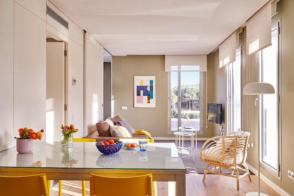 APARTMENT BUSINESS Room, Lugaris Beach Apartments, Barcelona