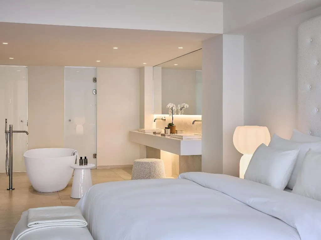 SUITE GRAND WITH VIEWS Room, Amirandes, A Resort to Live, Crete