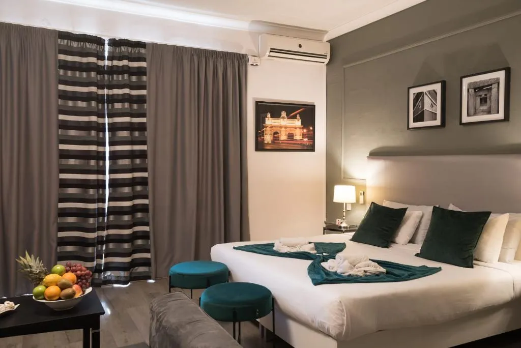 DOUBLE SEA VIEW Room, Sliema Marina Hotel, Malta