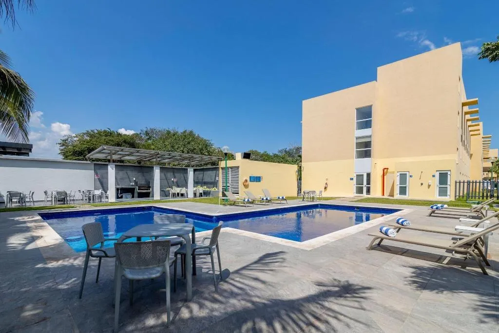 Pool, City Express By Marriott Playa del Carmen, Playa Del Carmen