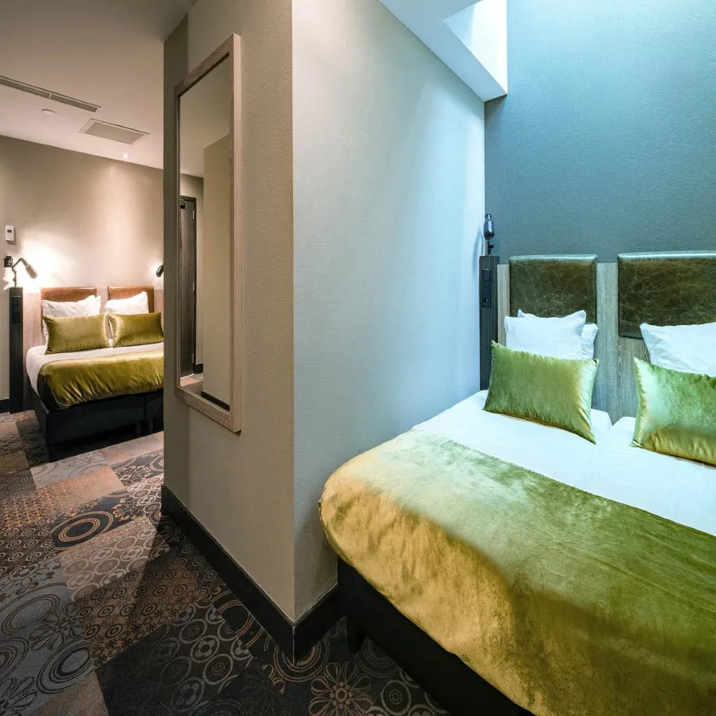 QUADRUPLE basement Room, The Alfred Hotel, Amsterdam