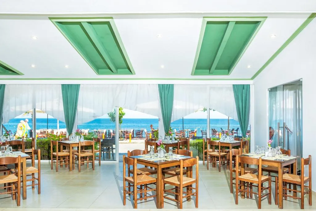 Restaurant, Xenios Dolphin Beach Hotel, Halkidiki