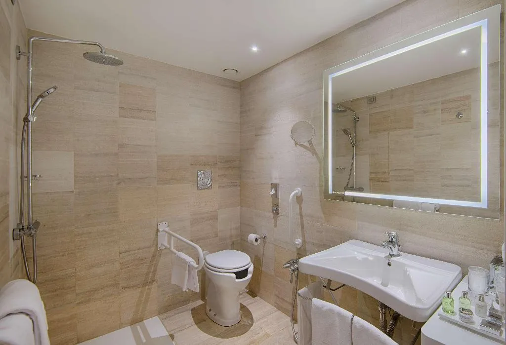 DOUBLE SUPERIOR Room, NH Collection Milano Porta Nuova, Milan