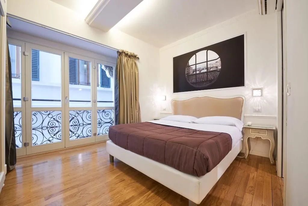Room, B&B Le Stanze Del Duomo, Florence