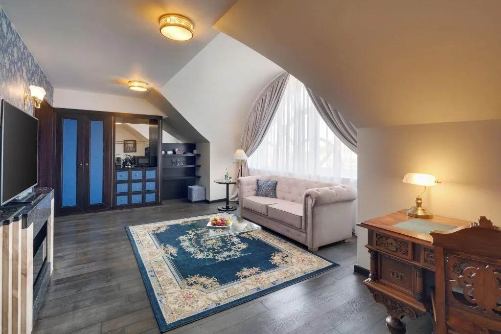 SUITE GARDEN VIEW Room, Hotel Savoy Prague, Prague