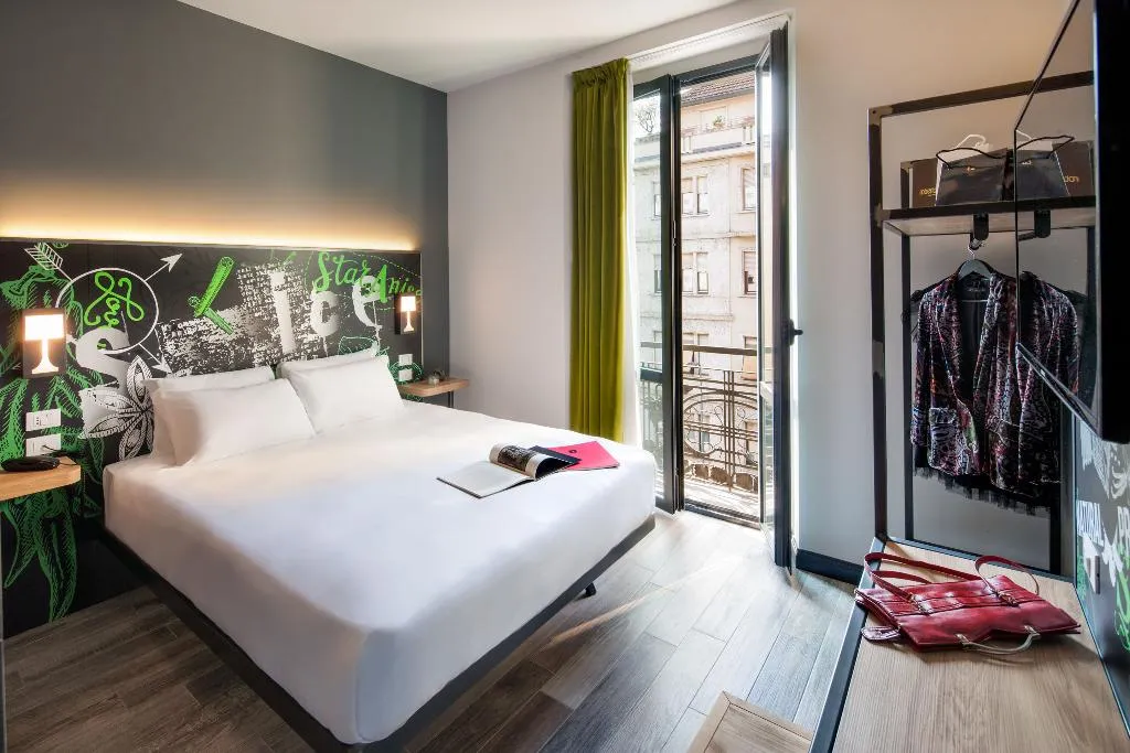DOUBLE WITH BALCONY Room, Spice Hotel, Milan