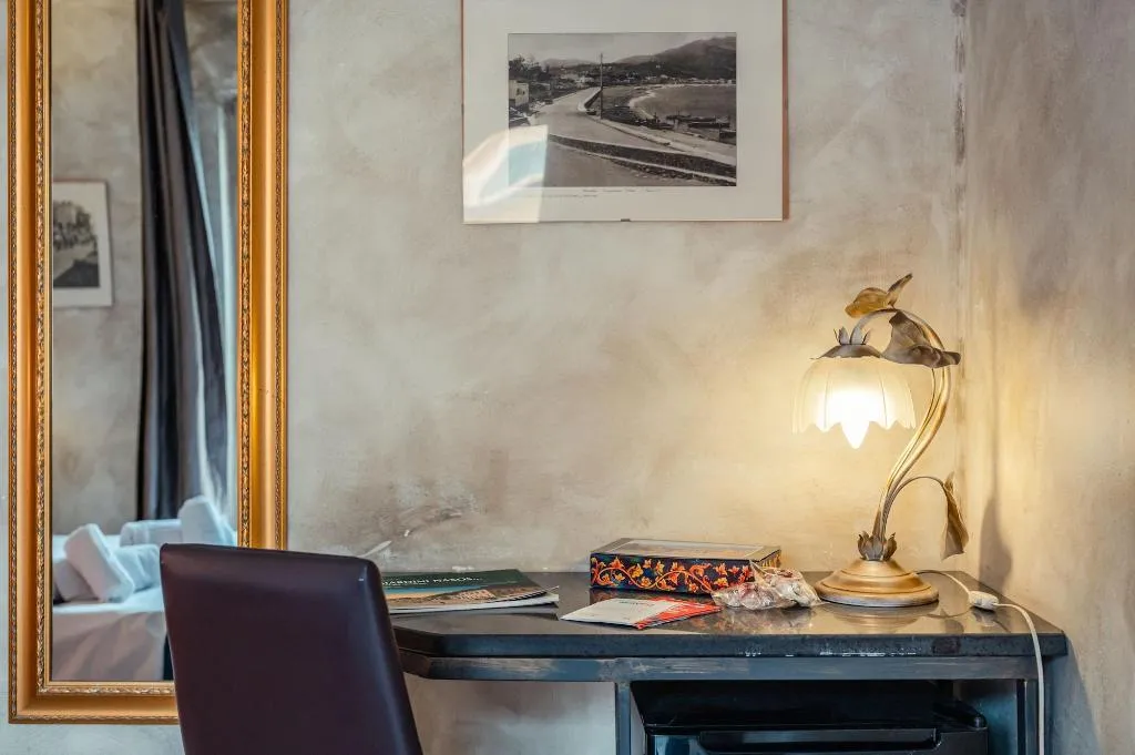 Room, B&B Marranzano, Catania