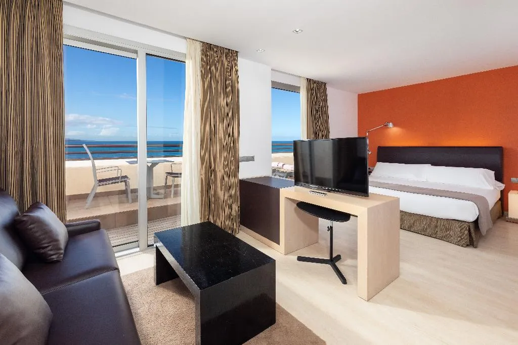 JUNIOR SUITE SEA VIEW Room, Hotel Cristina by Tigotan Las Palmas, Gran Canaria