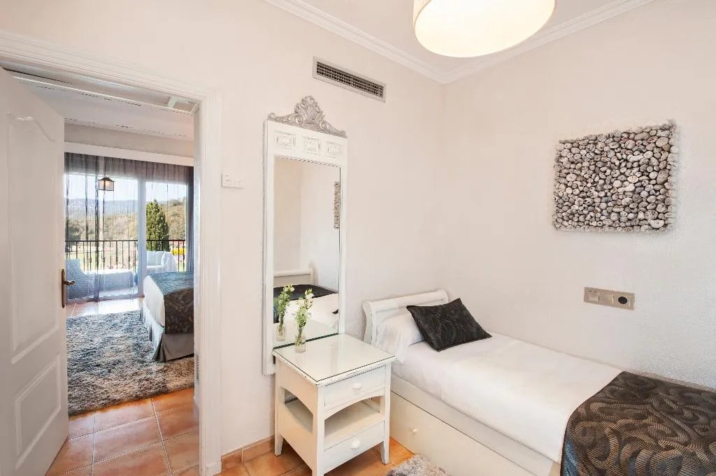 FAMILY ROOM STANDARD Room, Salles Hotel & SPA Mas Tapiolas, Costa Brava