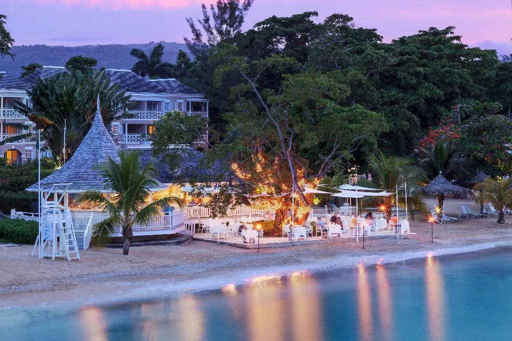 Bar, Couples Sans Souci All Inclusive, Ocho Rios