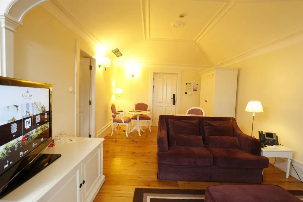 JUNIOR SUITE STANDARD Room, Parador Casa da Insua, Porto