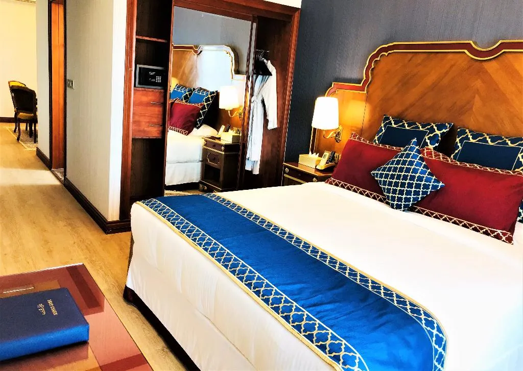 Double or Twin PREMIUM Room, Riviera Hotel Dubai, Dubai