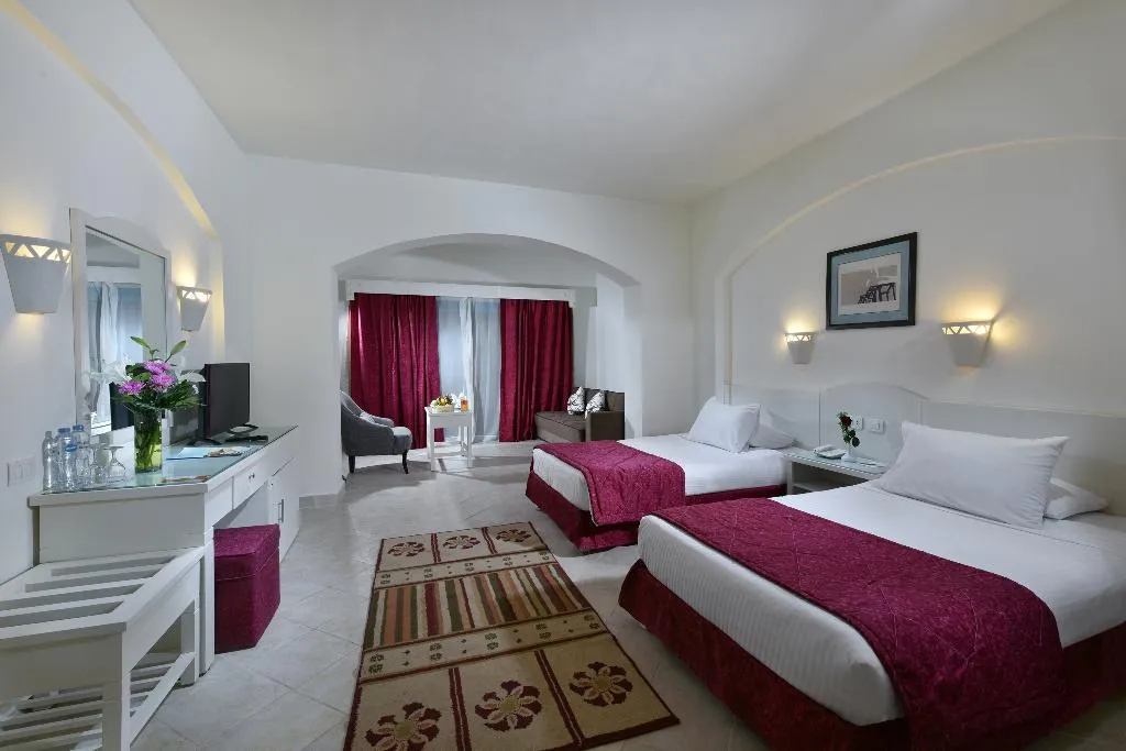 TRIPLE POOL VIEW Room, Swisstouch Oriental Resort, Red Sea Riviera