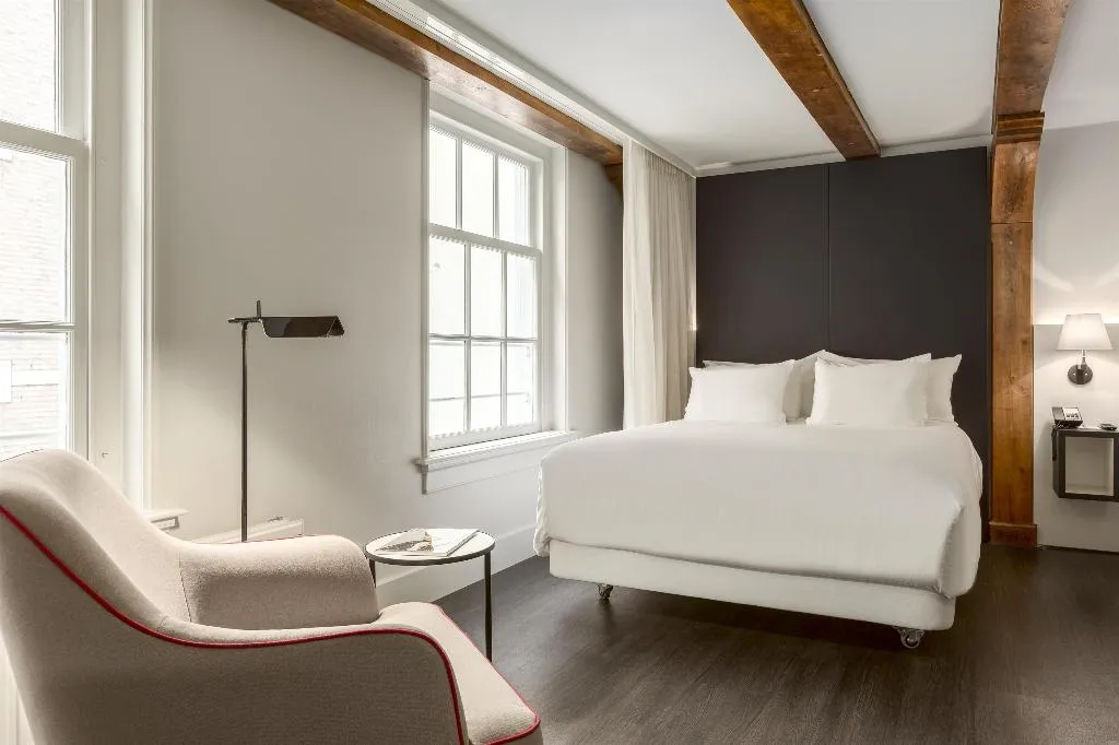 DOUBLE SUPERIOR WITH VIEWS Room, NH Collection Amsterdam Barbizon Palace, Amsterdam