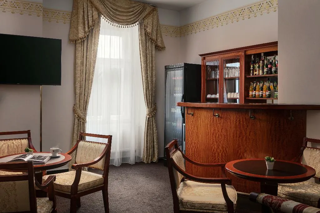 Bar, Alqush Hotel Downtown, Prague