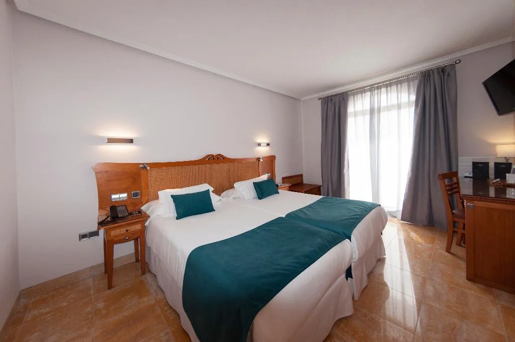 TWIN CAPACITY 1 Room, Hotel La Laguna Spa & Golf, Costa Blanca