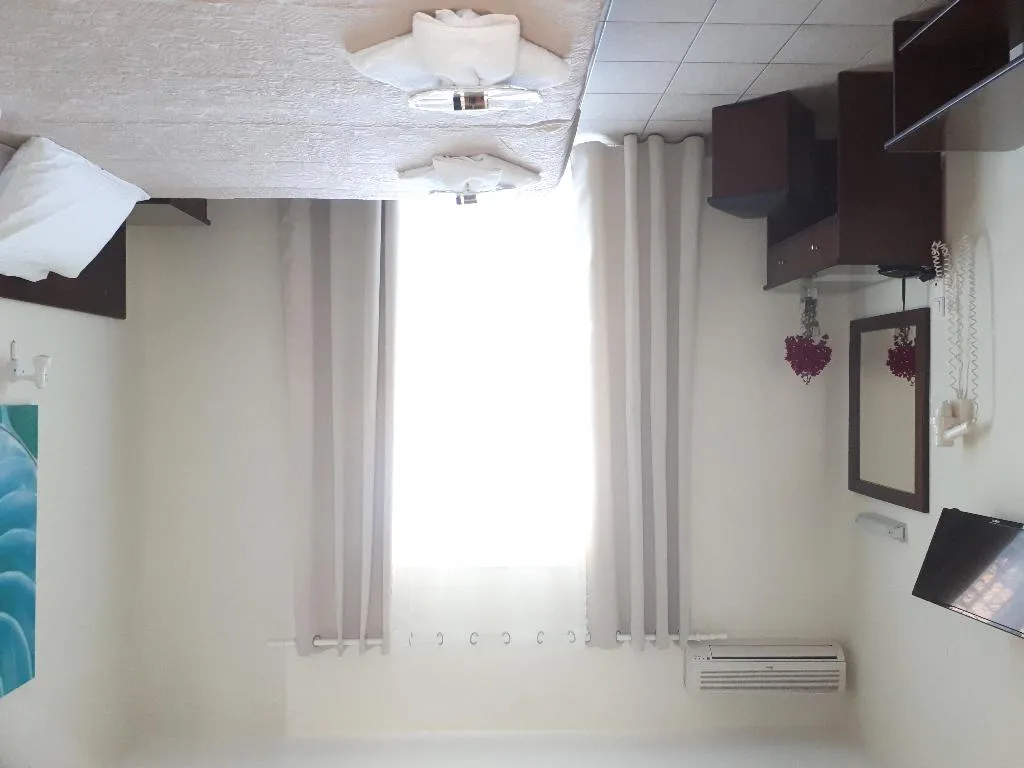 APARTMENT WITH BALCONY Room, Metaxa Apartments, Corfu