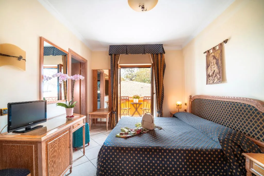 DOUBLE SINGLE USE SUPERIOR Room, Hotel Villa Romana, Catania