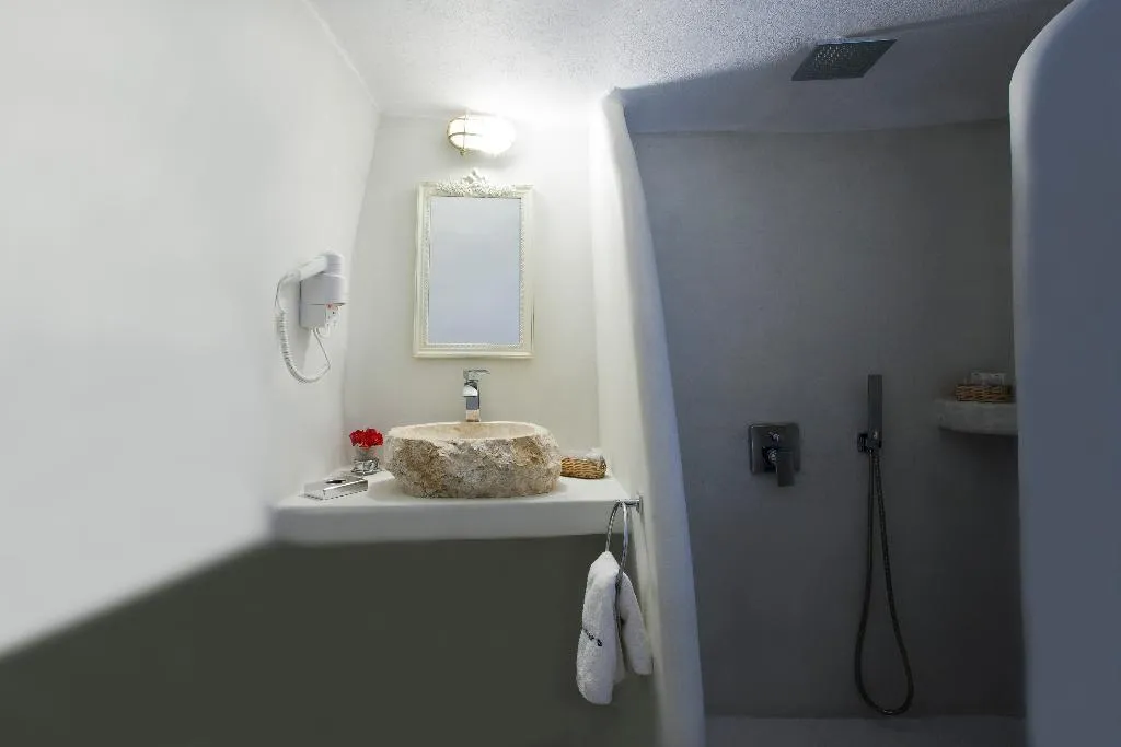 VILLA LUXURY Room, Alexander's Suites, Santorini