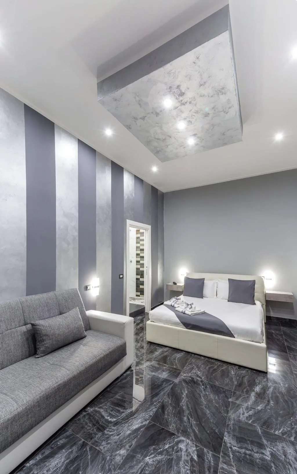 DOUBLE SUPERIOR Room, Hotel Palace Napoli, Naples