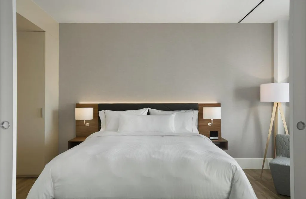 Room, Element Amsterdam, Amsterdam