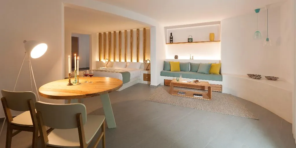SUITE GRAND Room, Avatar Suites, Santorini