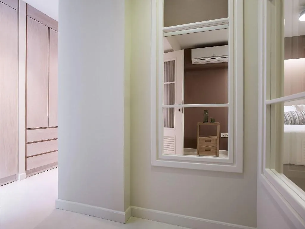 Room, Thiseio 1915, Athens