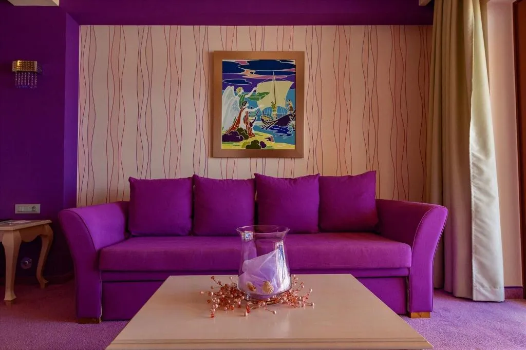 Room, Odyssey, Kefallinia