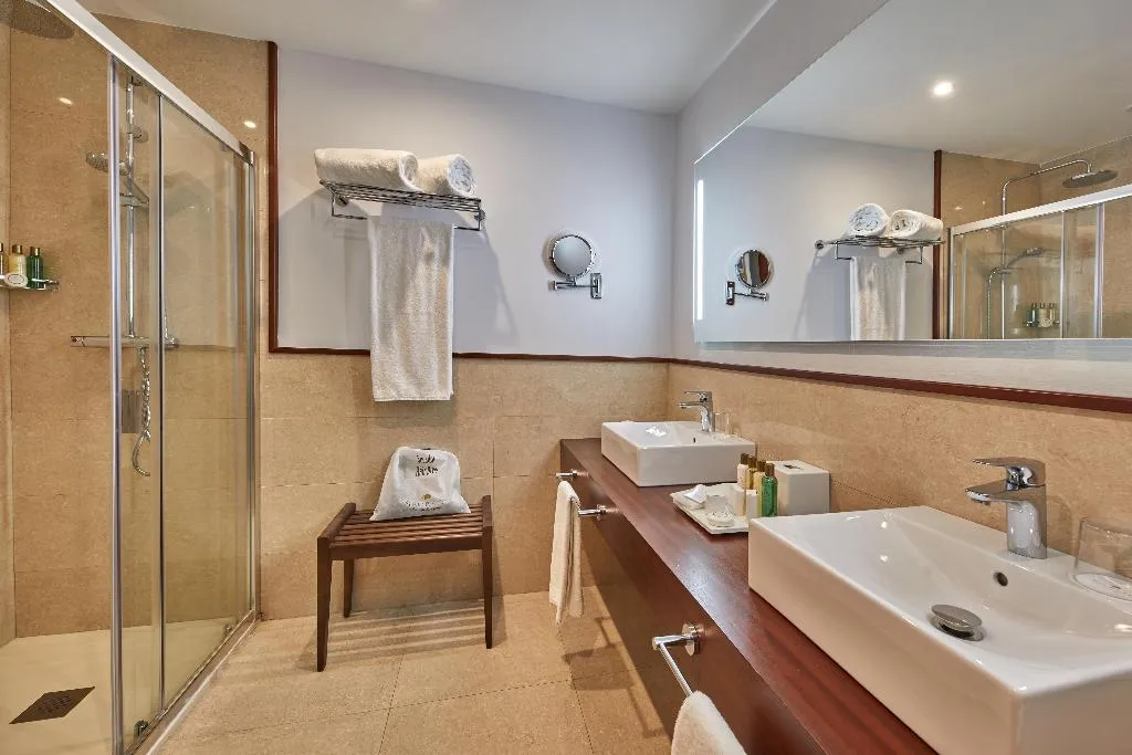 JUNIOR SUITE SEA FRONT Room, Secrets Mallorca Villamil Resort & Spa Only Adults, Majorca