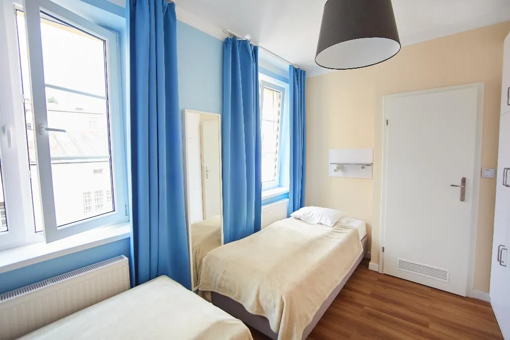 TRIPLE DELUXE Room, Hostel Premium Kraków, Krakow