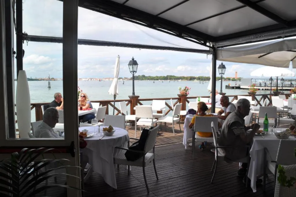 Restaurant, Hotel Villa Laguna, Venice