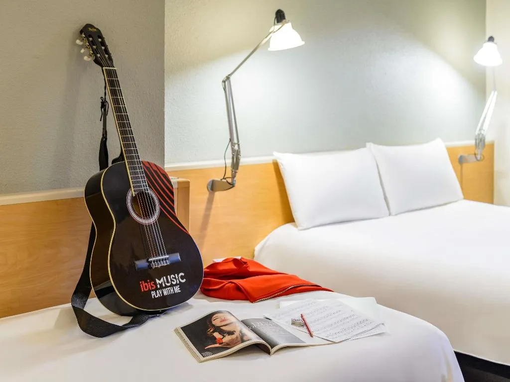 DOUBLE WITH DOUBLE BED Room, Ibis Milano Centro, Milan